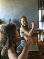 girls-eating-at-bagby